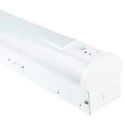 4ft. LED Wattage Adjustable & Color Tunable Strip Light - 24W/30W/40W - 4000K/5000K - Venas 7 4ft. LED Wattage Adjustable & Color Tunable Strip Light - 24W/30W/40W - 4000K/5000K - Venas -Zenith Boutique Store md0sq1635jkfljhzi07e 95833.1696532614