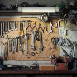 23in. LED Motion-Activated Shop Light - 30W - 2300 Lumens - 4100K - Good Earth -Zenith Boutique Store vch2nlrzedqweie74wpd 88430.1691130084